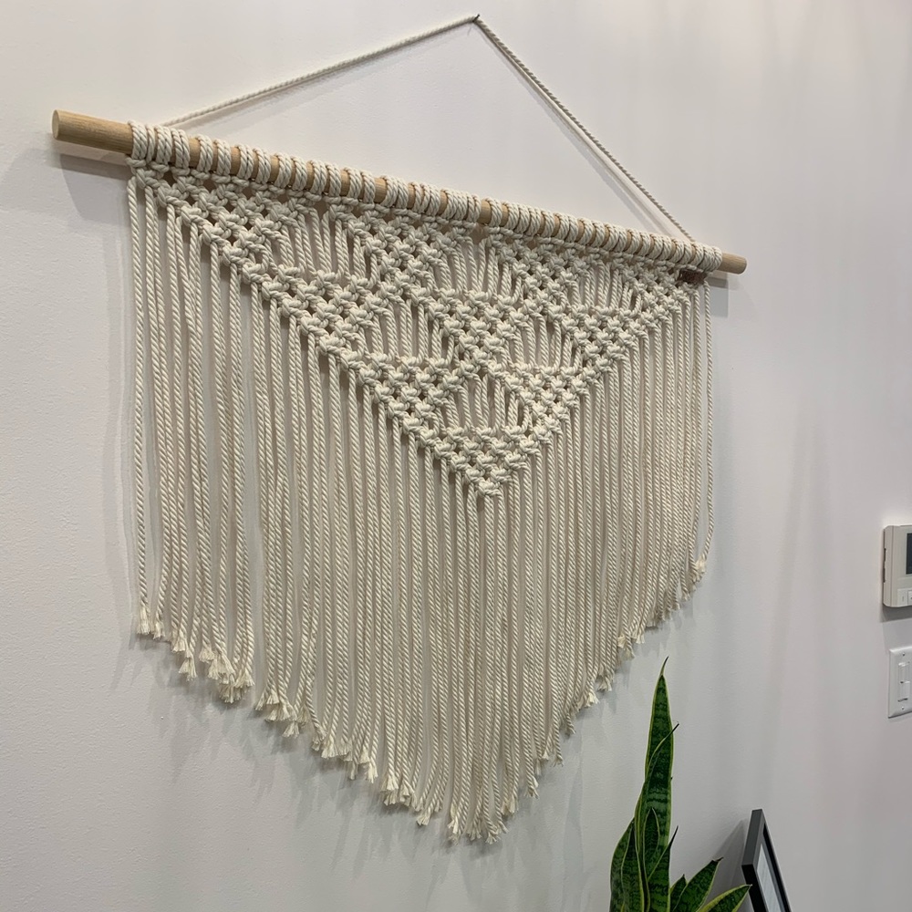 Macrame wall hanging